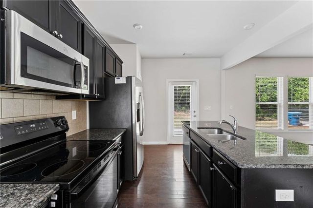 137 Charcoal Ives Drive, Lawrenceville, GA 30045