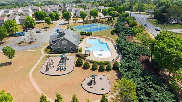 137 Charcoal Ives Drive, Lawrenceville, GA 30045