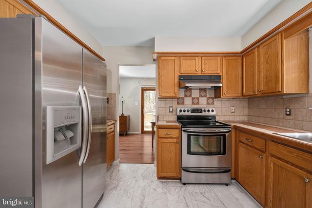 19 ACACIA CT, Fredericksburg, VA 22405