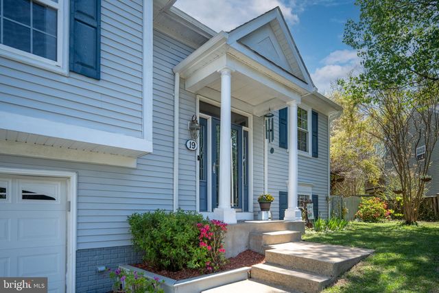 19 ACACIA CT, Fredericksburg, VA 22405