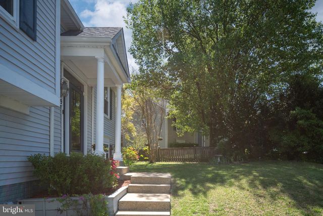 19 ACACIA CT, Fredericksburg, VA 22405