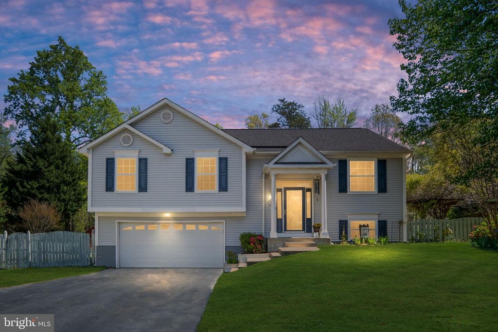 19 ACACIA CT, Fredericksburg, VA 22405