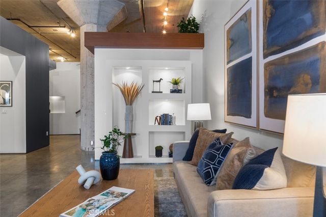 115 W 4th Street 308, Long Beach, CA 90802
