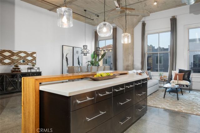 115 W 4th Street 308, Long Beach, CA 90802
