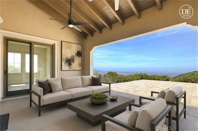 18148 Avnda Orilla, Rancho Santa Fe, CA 92067