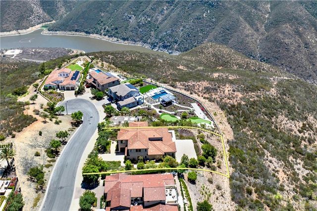 18148 Avnda Orilla, Rancho Santa Fe, CA 92067