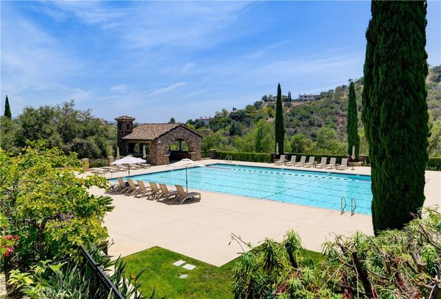 18148 Avnda Orilla, Rancho Santa Fe, CA 92067