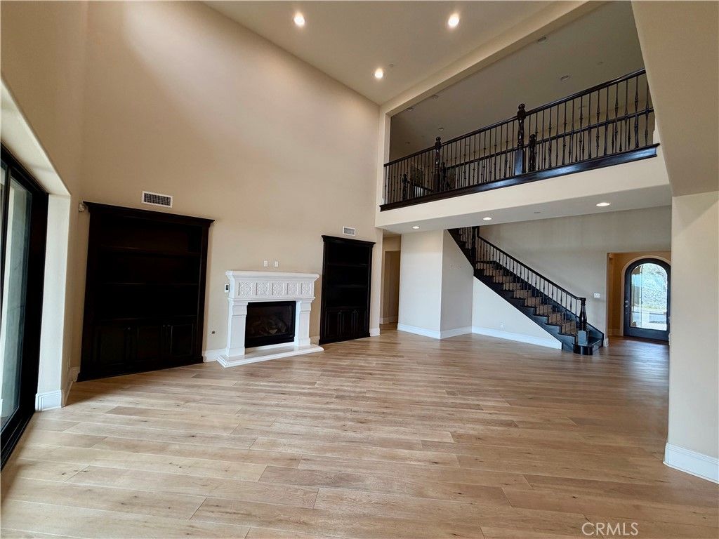 Image 3 of property listing at 18148 Avnda Orilla, Rancho Santa Fe, CA 92067