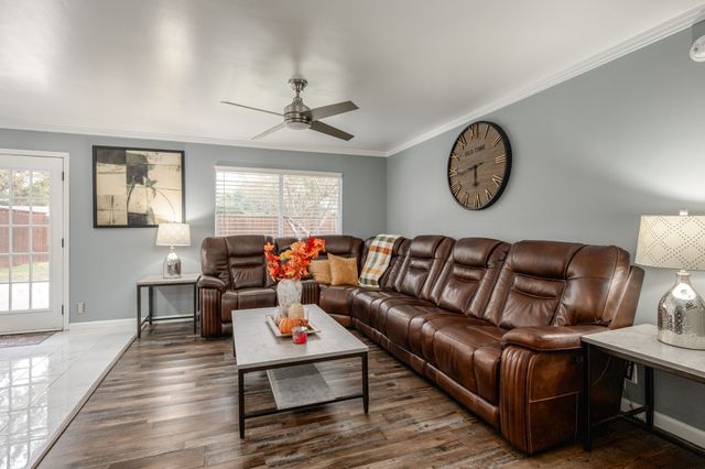 4306 Linda Lane, Balch Springs, TX 75180