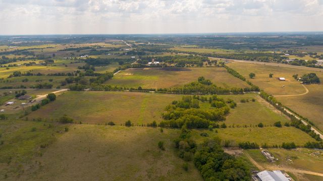 639 Old Phillipsburg Rd Lane, Brenham, TX 77833