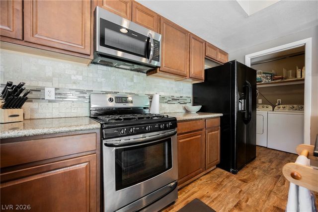 3033 Peridot Street, Las Vegas, NV 89121