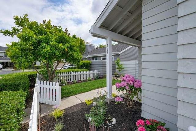 326 Commander Lane, Redwood City, CA 94065