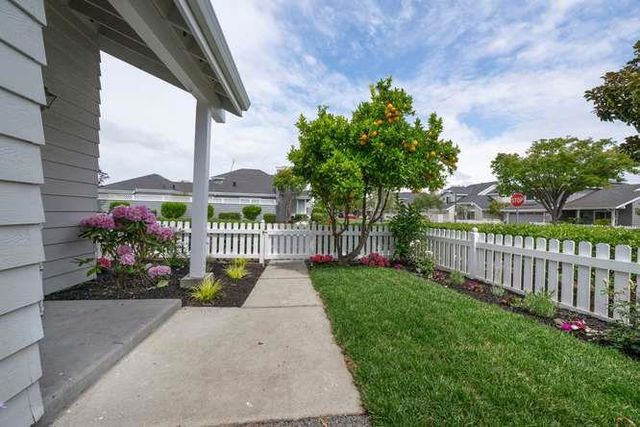 326 Commander Lane, Redwood City, CA 94065