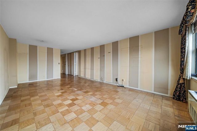 7000 Kennedy Boulevard 25F, Guttenberg, NJ 07093