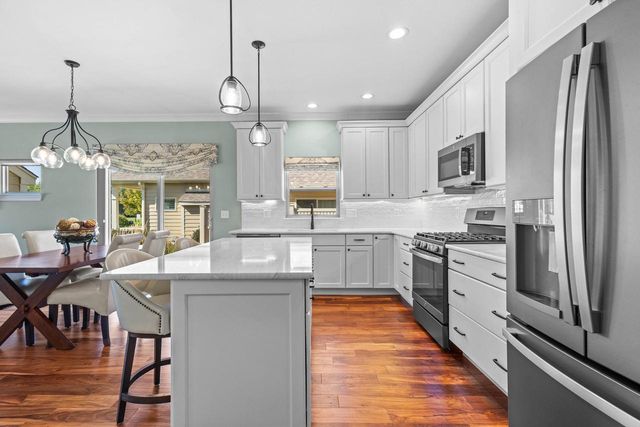 636 Baker STREET, Walworth, WI 53184