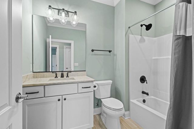 636 Baker STREET, Walworth, WI 53184