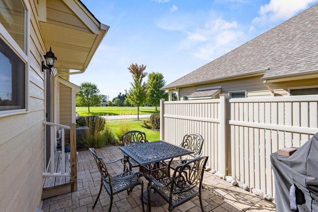 636 Baker STREET, Walworth, WI 53184