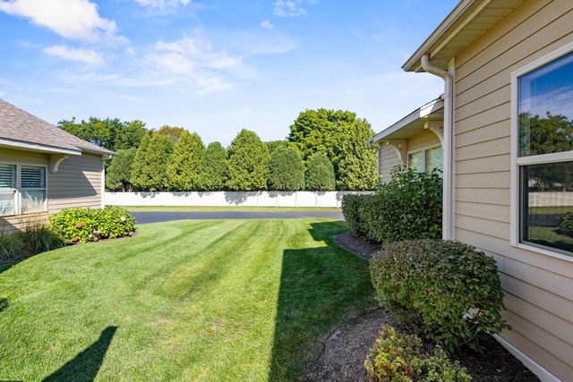 636 Baker STREET, Walworth, WI 53184