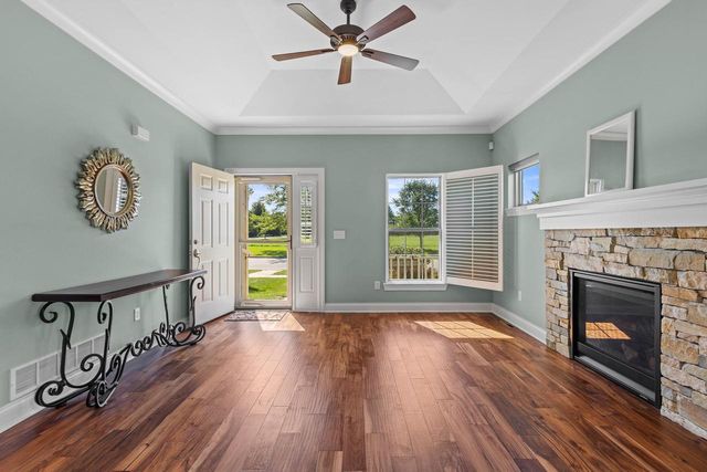 636 Baker STREET, Walworth, WI 53184