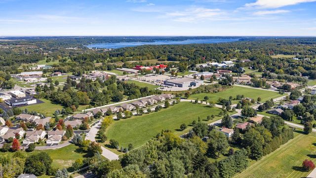 636 Baker STREET, Walworth, WI 53184