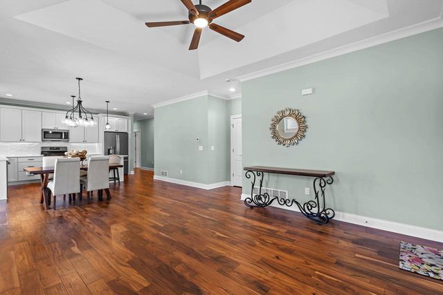 636 Baker STREET, Walworth, WI 53184