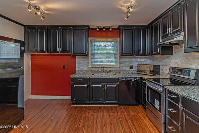 1801 E Azalea Drive, Goldsboro, NC 27530