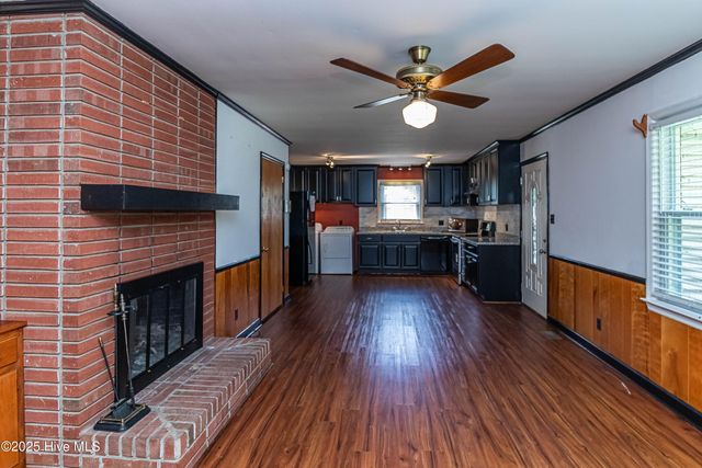 1801 E Azalea Drive, Goldsboro, NC 27530