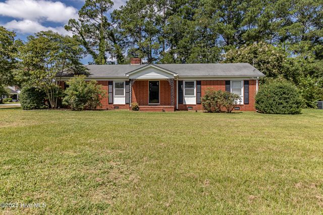 1801 E Azalea Drive, Goldsboro, NC 27530