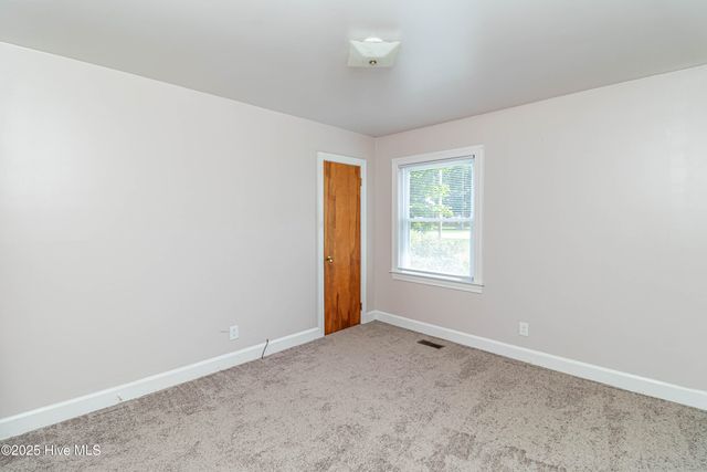 1801 E Azalea Drive, Goldsboro, NC 27530