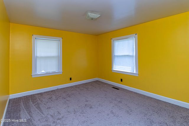 1801 E Azalea Drive, Goldsboro, NC 27530