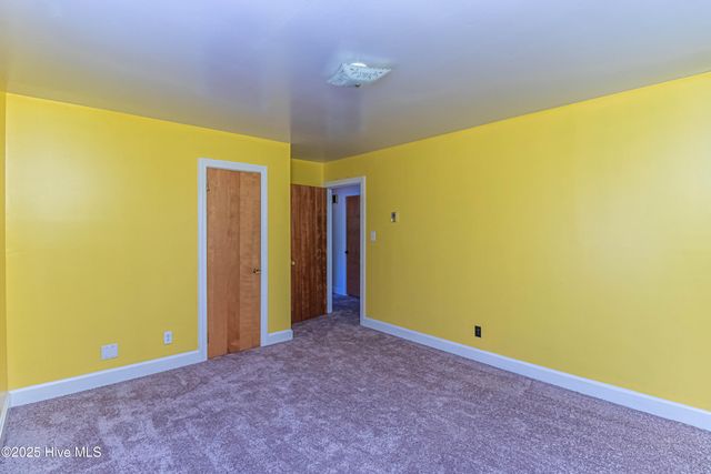1801 E Azalea Drive, Goldsboro, NC 27530