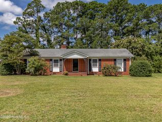 1801 E Azalea Drive, Goldsboro, NC 27530