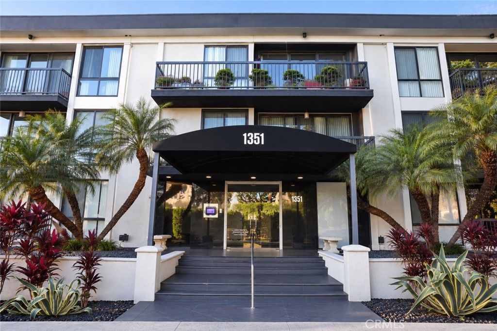 1351 N Crescent Heights 308, West Hollywood, CA 90046 — photo 2