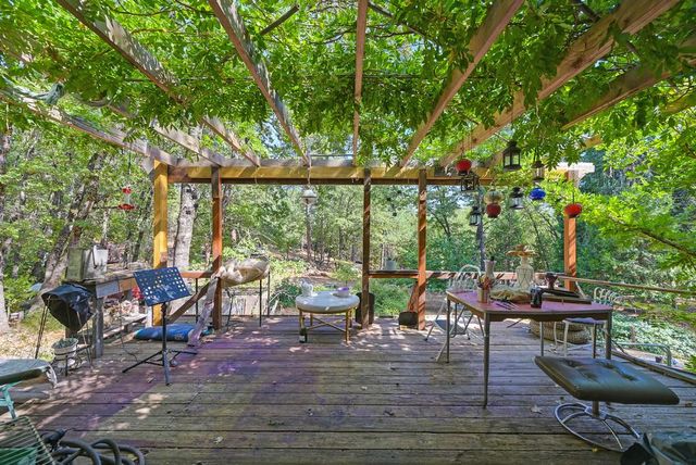 19170 Tiger Lily Ln, Grass Valley, CA 95945