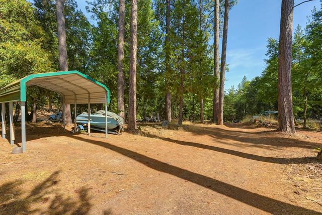 19170 Tiger Lily Ln, Grass Valley, CA 95945