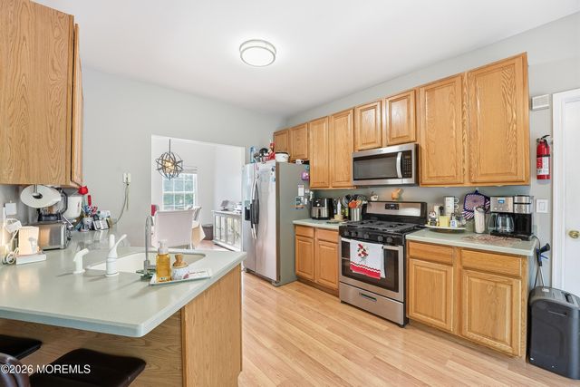 19 Gregory Street, Hazlet, NJ 07730