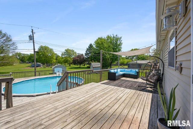 252 BRIARGATE Road, Washington, IL 61571
