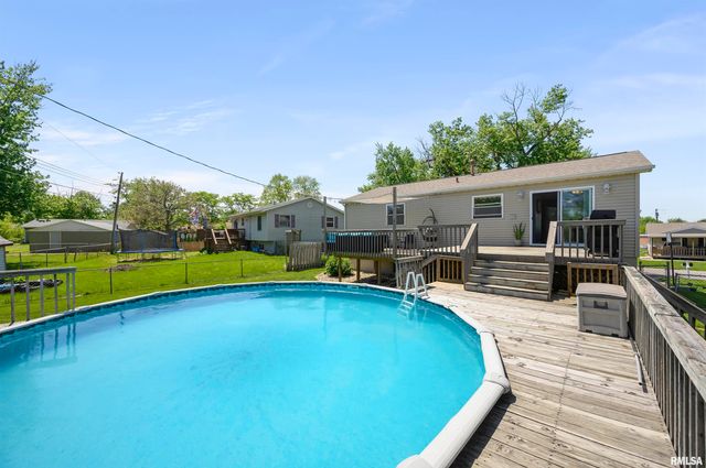 252 BRIARGATE Road, Washington, IL 61571