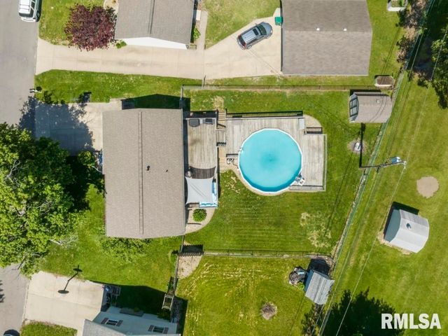 252 BRIARGATE Road, Washington, IL 61571