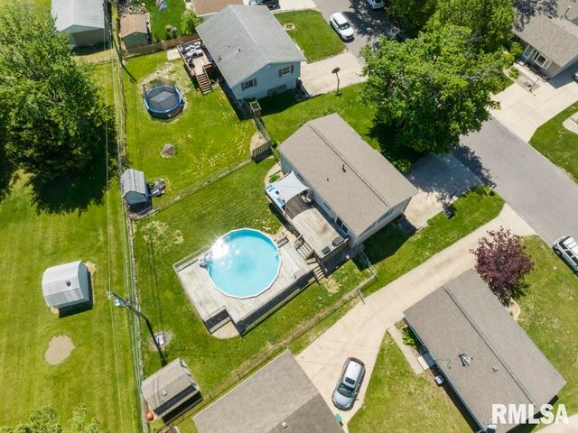 252 BRIARGATE Road, Washington, IL 61571
