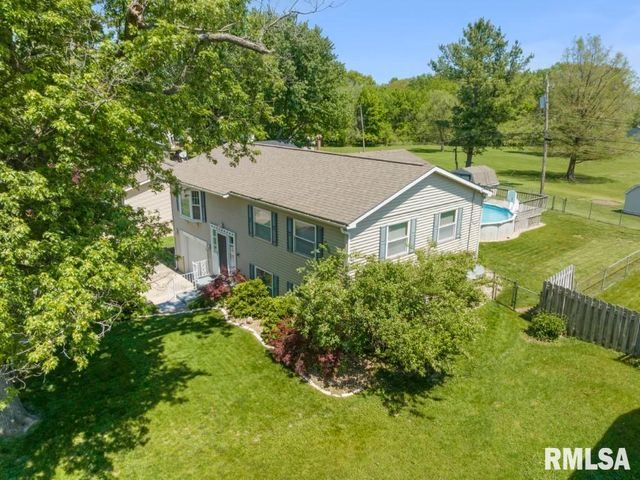 252 BRIARGATE Road, Washington, IL 61571