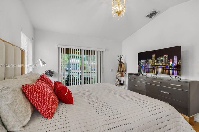 1509 Sunset Way, Weston, FL 33327