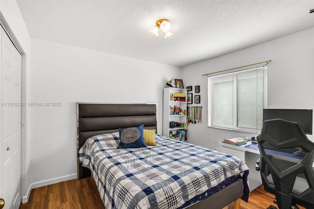 1509 Sunset Way, Weston, FL 33327