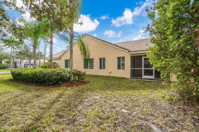 1509 Sunset Way, Weston, FL 33327