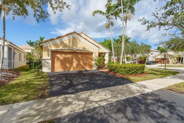 1509 Sunset Way, Weston, FL 33327