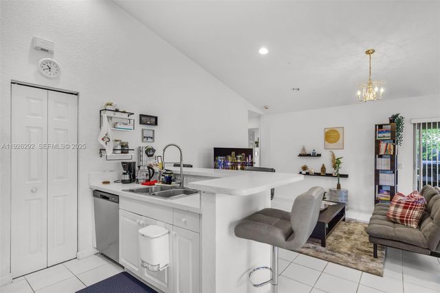 1509 Sunset Way, Weston, FL 33327