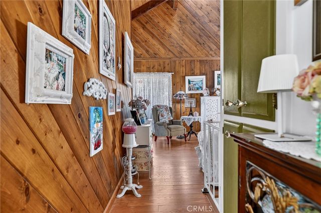 1127 Yukon, Lake Arrowhead, CA 92352