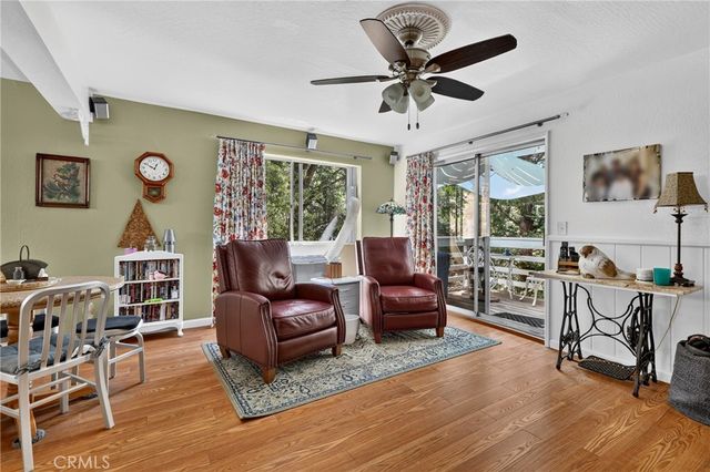 1127 Yukon, Lake Arrowhead, CA 92352