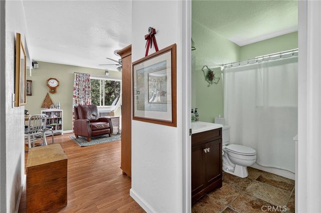 1127 Yukon, Lake Arrowhead, CA 92352