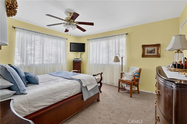 1127 Yukon, Lake Arrowhead, CA 92352